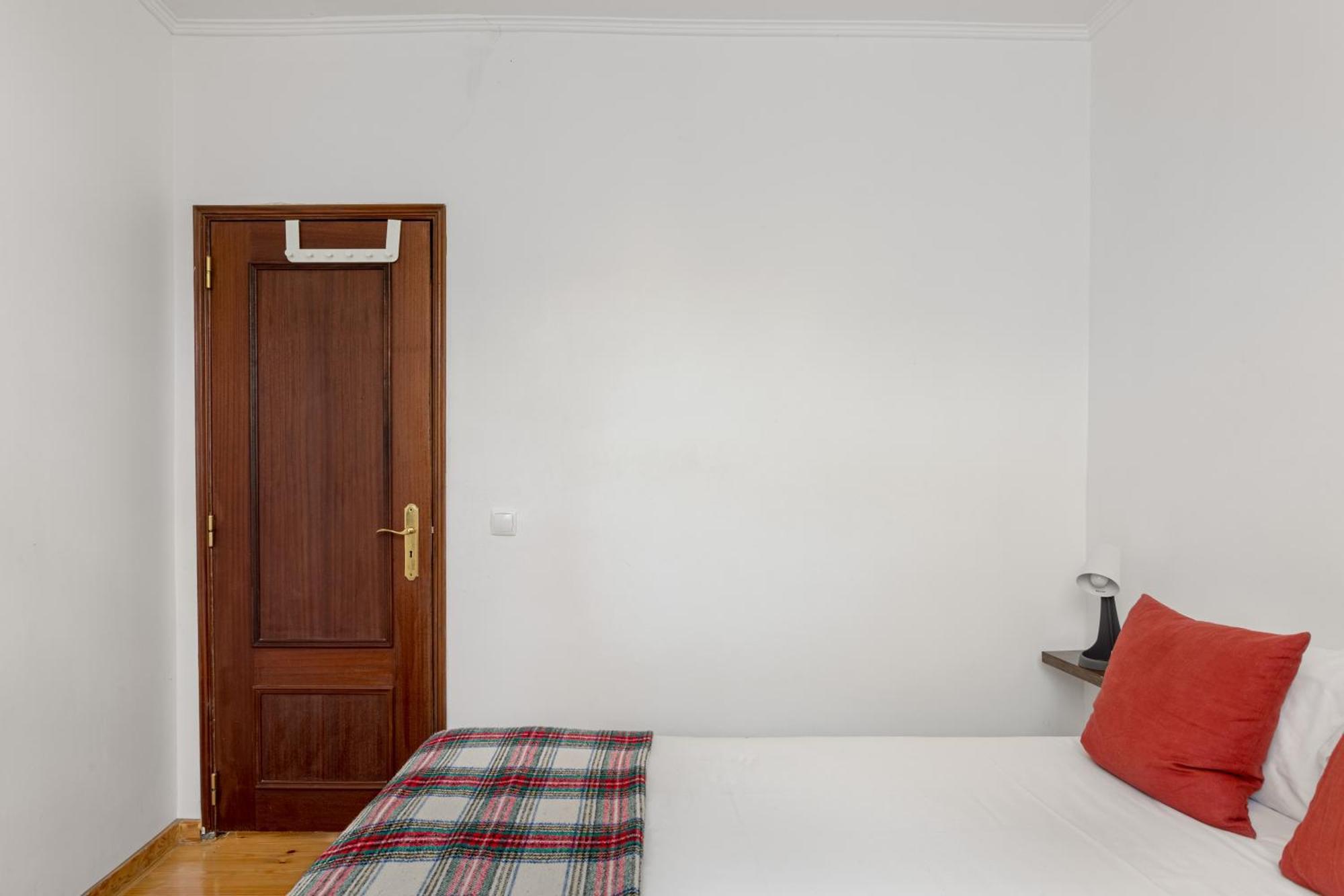 Miradouro Penha De Franca Duplex Apartment Lisbon Luaran gambar